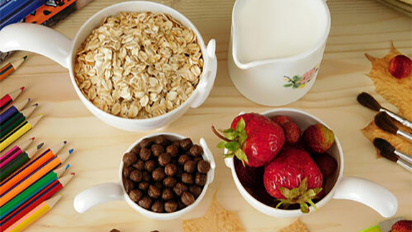 overhead view of an oatmeal breakfast spread