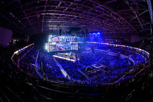 panoramic shot of a busy esports arena