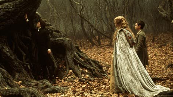 screenshot from Tim Burton's Sleepy Hollow. Source: IMDB
