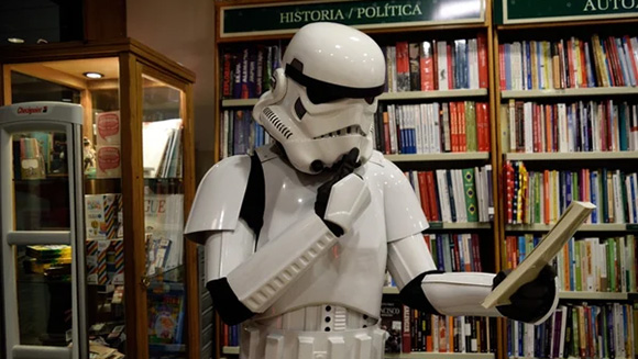 stormtropper reading a book in a bookstore